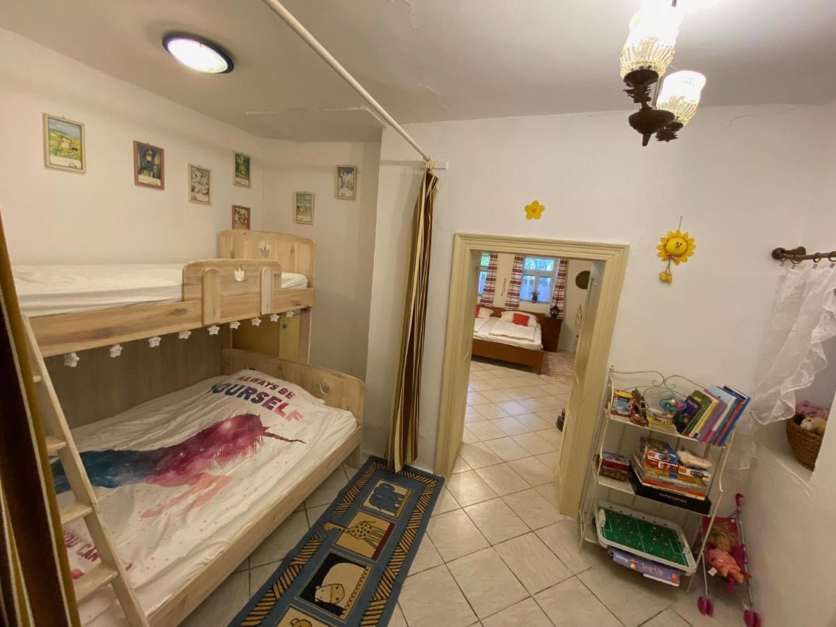 Arpad Nyaralohaz Villa Sarud Exterior foto