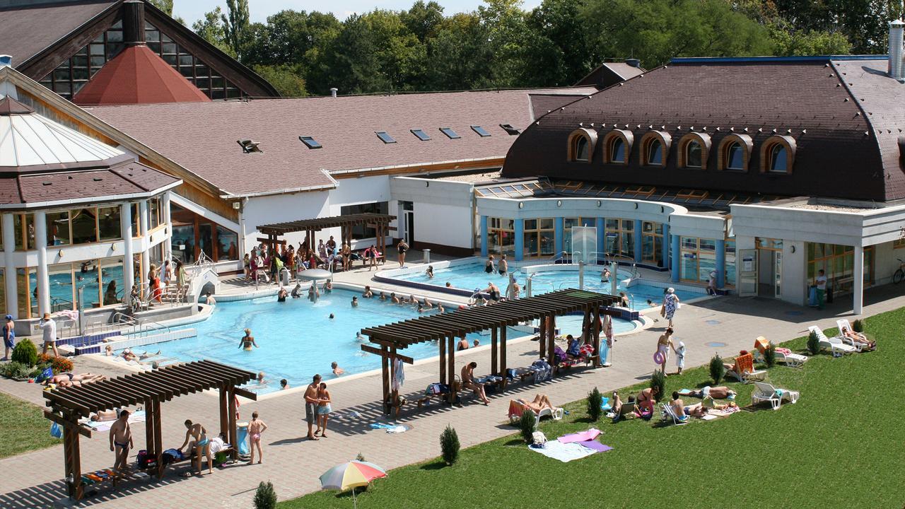 Arpad Nyaralohaz Villa Sarud Exterior foto